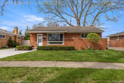 26388 Ann Arbor Trl, Dearborn Heights, MI 48127