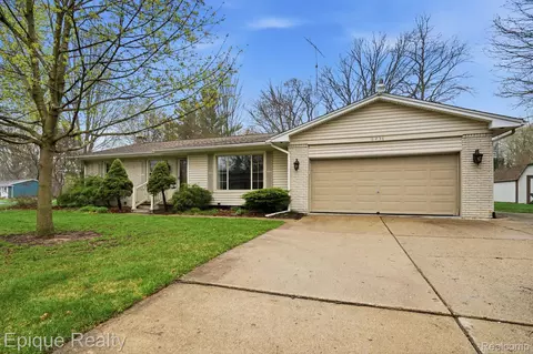 6236 Mckenzie Dr, Mundy, MI 48507