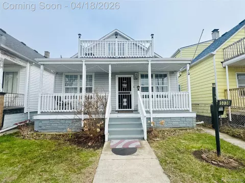5038 Evaline St, Hamtramck, MI 48212