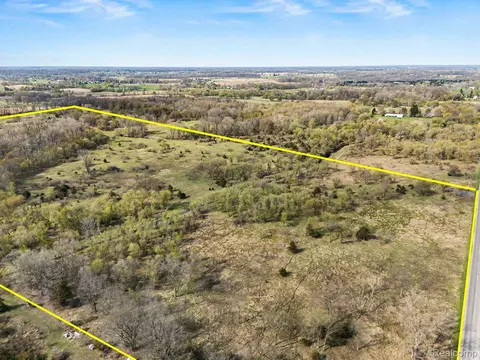 8857 Bath Rd, Burns, MI 48418 photo 5