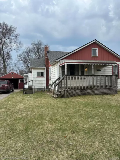 491 Ada St, South Lyon, MI 48178
