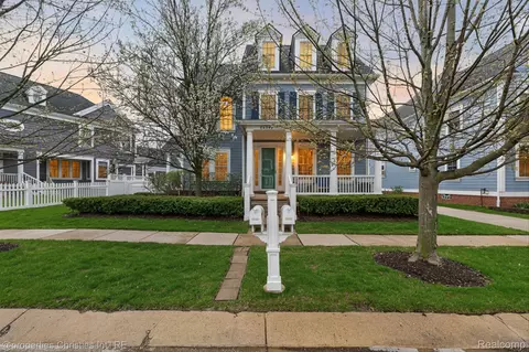 50342 Hancock St, Canton, MI 48188