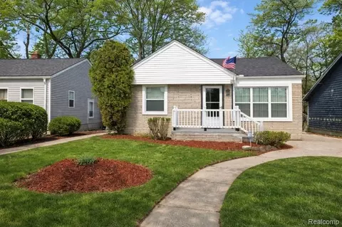 15430 Bramell St, Detroit, MI 48223