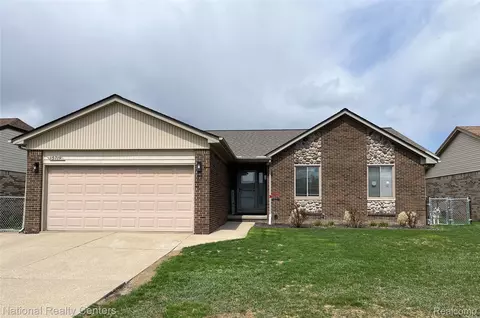 15719 Golden Dr, Macomb, MI 48044