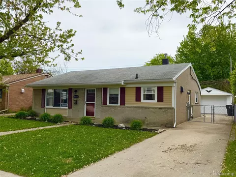 8210 Liberty Blvd, Westland, MI 48185