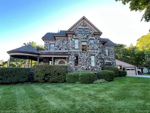 303 S State Ave, Alpena, MI 49707