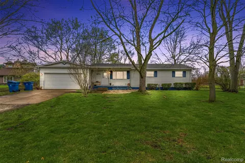 5114 Reid Rd, Mundy, MI 48473