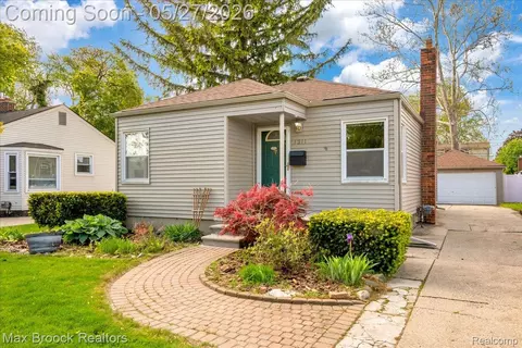 1311 Harvard Rd, Berkley, MI 48072