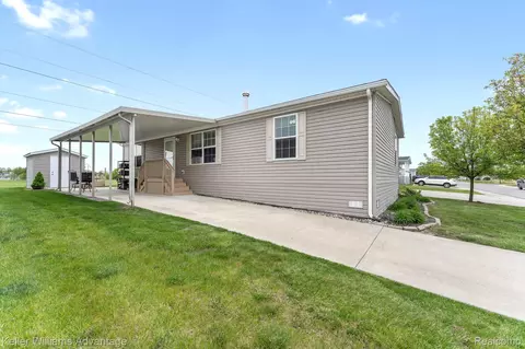 24494 Edwin, Flat Rock, MI 48134