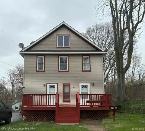 22 Augusta Ave, Pontiac, MI 48341