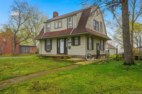 16614 Sunderland Rd, Detroit, MI 48219