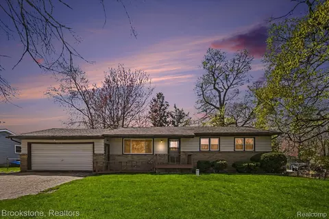 7829 W St Joe Hwy, Delta, MI 48917