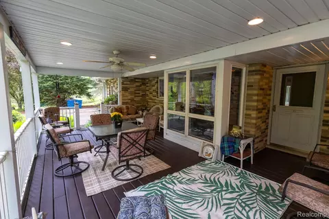 8197 Irish Rd, Millington, MI 48746