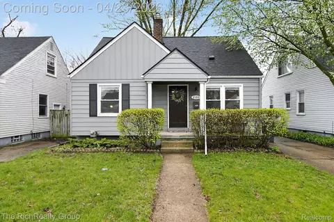 2100 Brockton Ave, Royal Oak, MI 48067