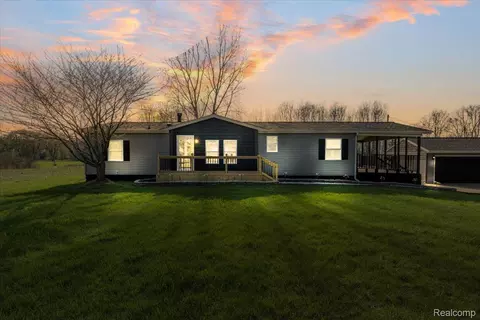 1160 S Van Vleet Rd, Clayton, MI 48473