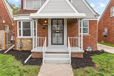 17548 Freeland St, Detroit, MI 48235