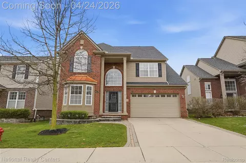 27331 Benjamins Way, Novi, MI 48374