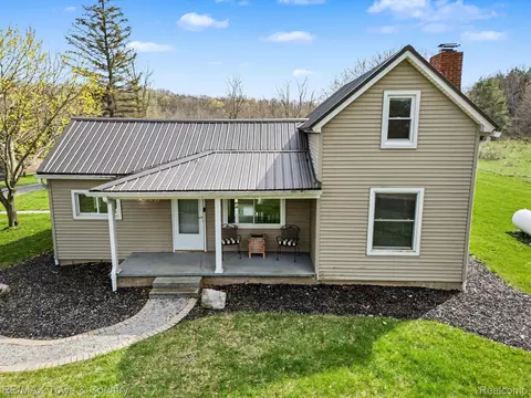3733 Davenport Rd, Metamora, MI 48455