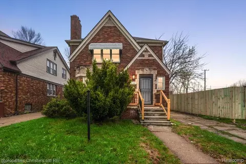 5040 Balfour Rd, Detroit, MI 48224