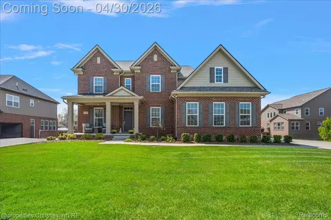 23971 Presidio Ln, Novi, MI 48374