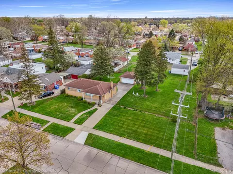 6450 N Lafayette St, Dearborn Heights, MI 48127