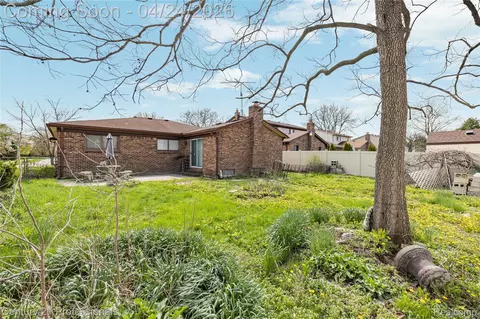 Exterior - 16129 Cambell Dr, Macomb, MI 48044 photo 2 of 7