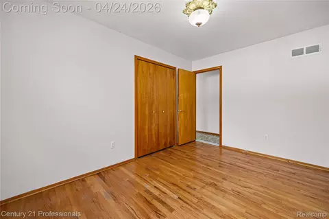 Bedroom - 16129 Cambell Dr, Macomb, MI 48044 photo 2 of 5