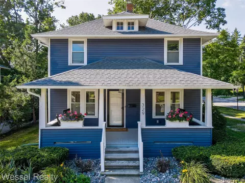 329 W Saint Clair St, Romeo, MI 48065