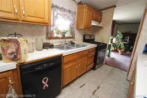 Kitchen - 29515 Charles St, Romulus, MI 48174 photo 1 of 5