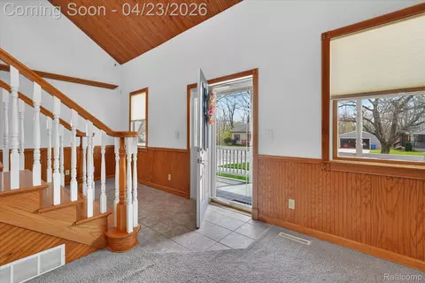 Entry Way - 306 S Main St, Vassar, MI 48768 photo 1 of 3