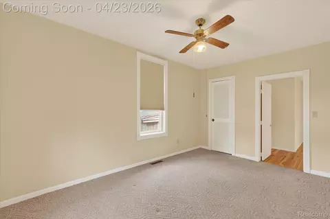 Bedroom - 306 S Main St, Vassar, MI 48768 photo 4 of 7