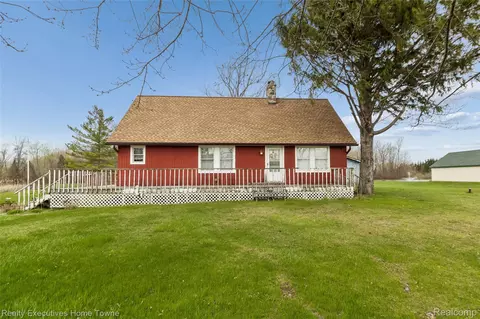 75095 Mackey Rd, Richmond, MI 48062