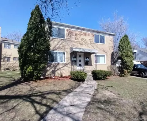 19161 Kelly Rd, Detroit, MI 48224