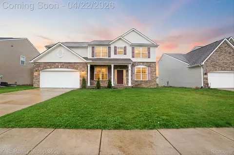 1197 Secretariat Way, Oceola, MI 48843