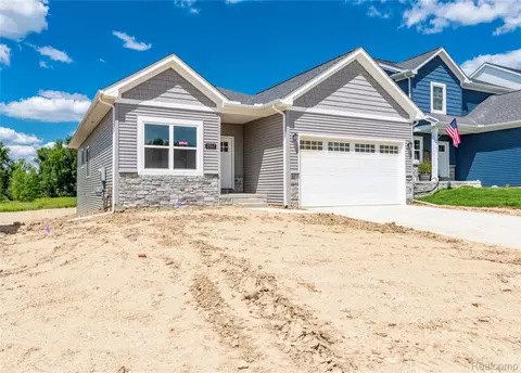 2327 Baltimore Ln, Davison, MI 48423
