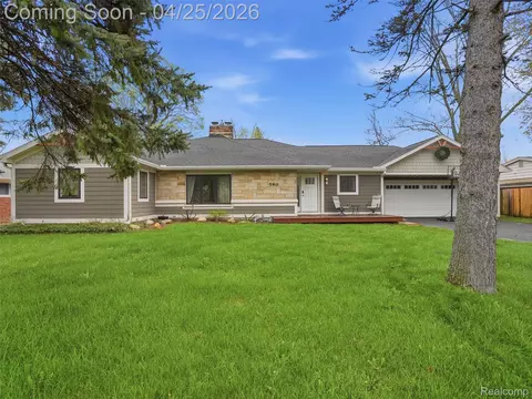 590 N Sheldon Rd, Plymouth, MI 48170