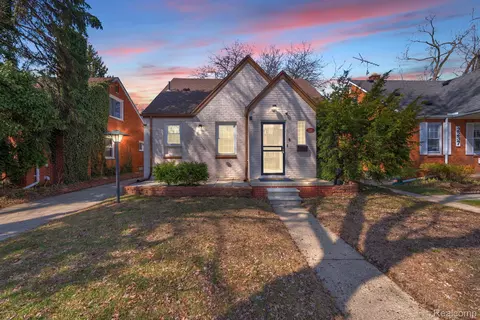 2229 Burger St, Dearborn, MI 48128