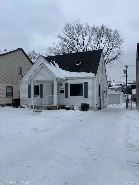 2026 Harwood Ave, Royal Oak, MI 48067