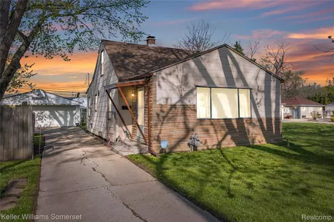 6501 Heyden St, Dearborn Heights, MI 48127