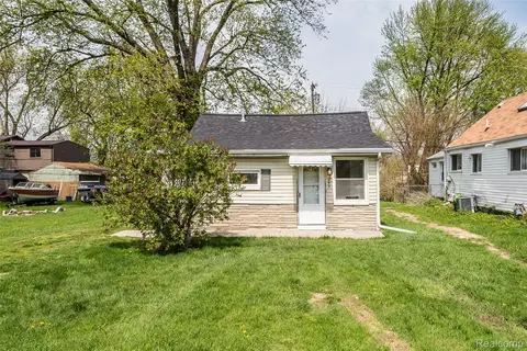 3245 6th St, Monroe, MI 48162