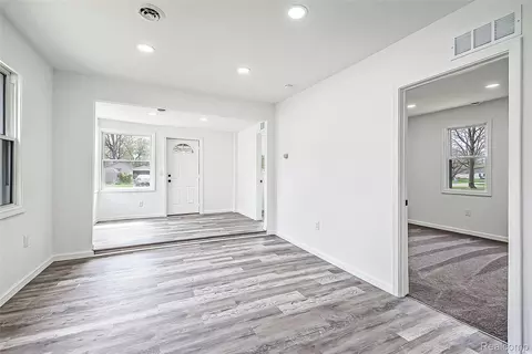 Living - 3245 6th St, Monroe, MI 48162 photo 3 of 4