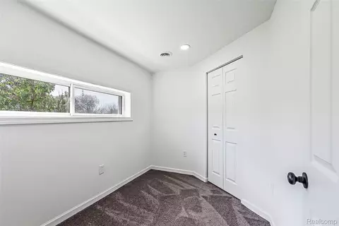 Bedroom - 3245 6th St, Monroe, MI 48162 photo 4 of 5