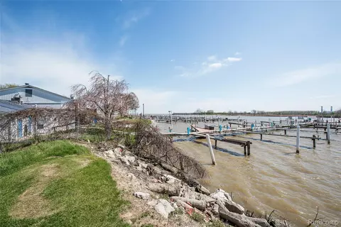 View/Area - 3245 6th St, Monroe, MI 48162 photo 4 of 4