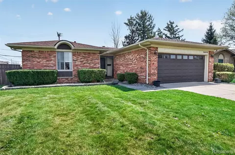 36878 Samoa Dr, Sterling Heights, MI 48312