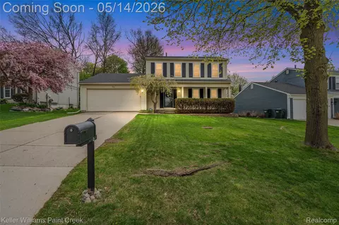 366 Whitney Dr, Rochester Hills, MI 48307