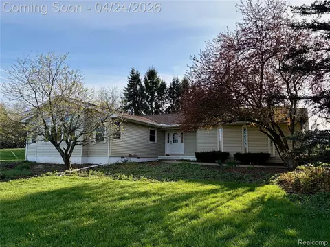 7828 Fosdick Rd, Pittsfield, MI 48176