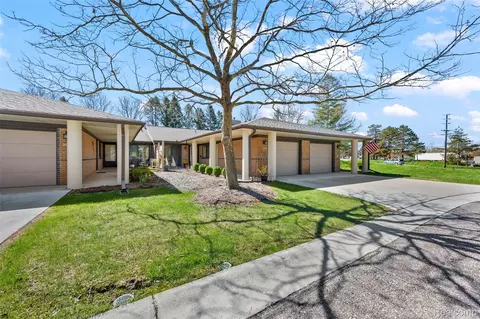 985 Wexford Way #34, Rochester Hills, MI 48307