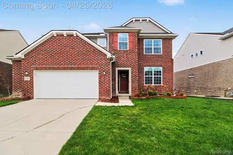 50585 Steed Dr, Canton, MI 48187
