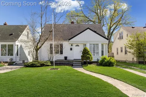 212 Girard Ave, Royal Oak, MI 48073