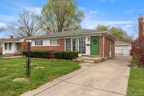 18266 Macarthur St, Redford, MI 48240